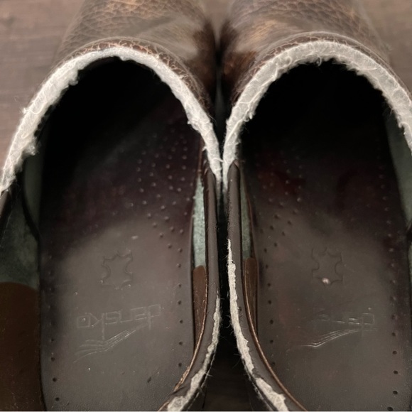 Dansko professional brown texture patent clogs size 38 - Picture 9 of 10